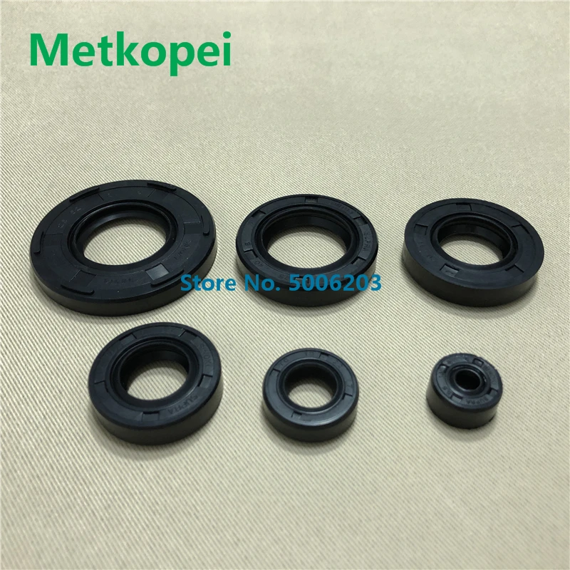 AX100 engine oil  seal (2)