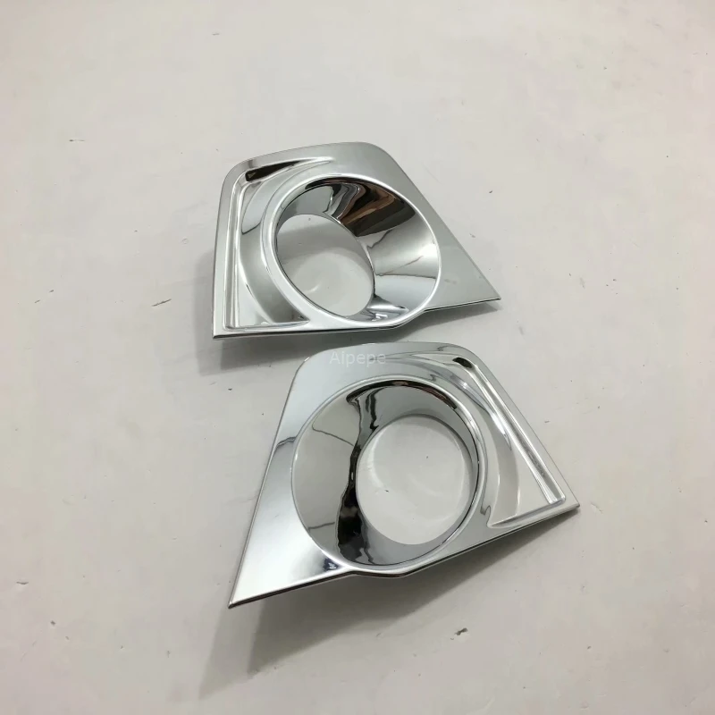 (3)