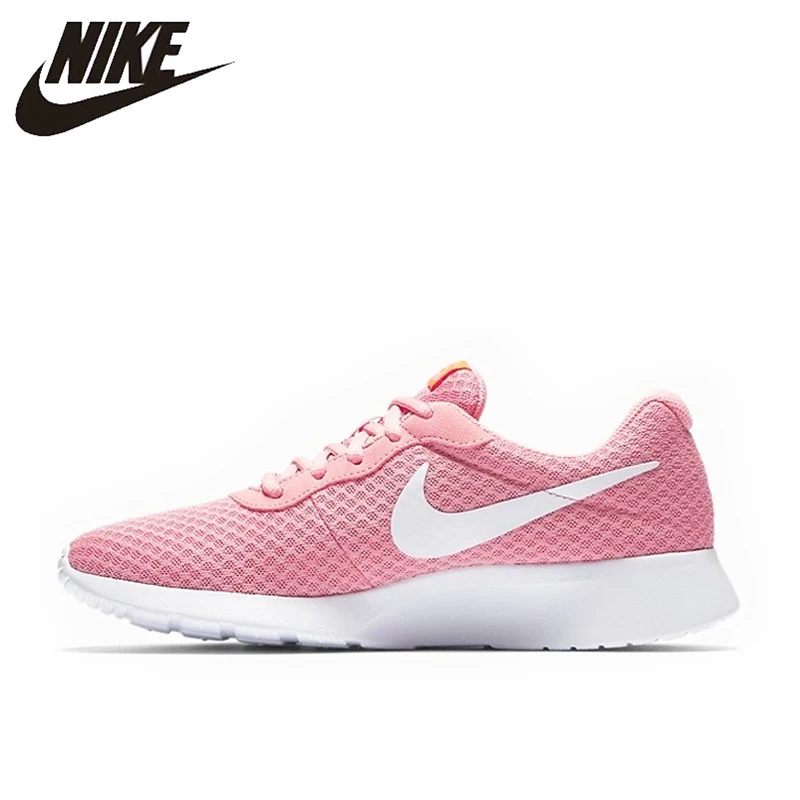 roshe run sneakers