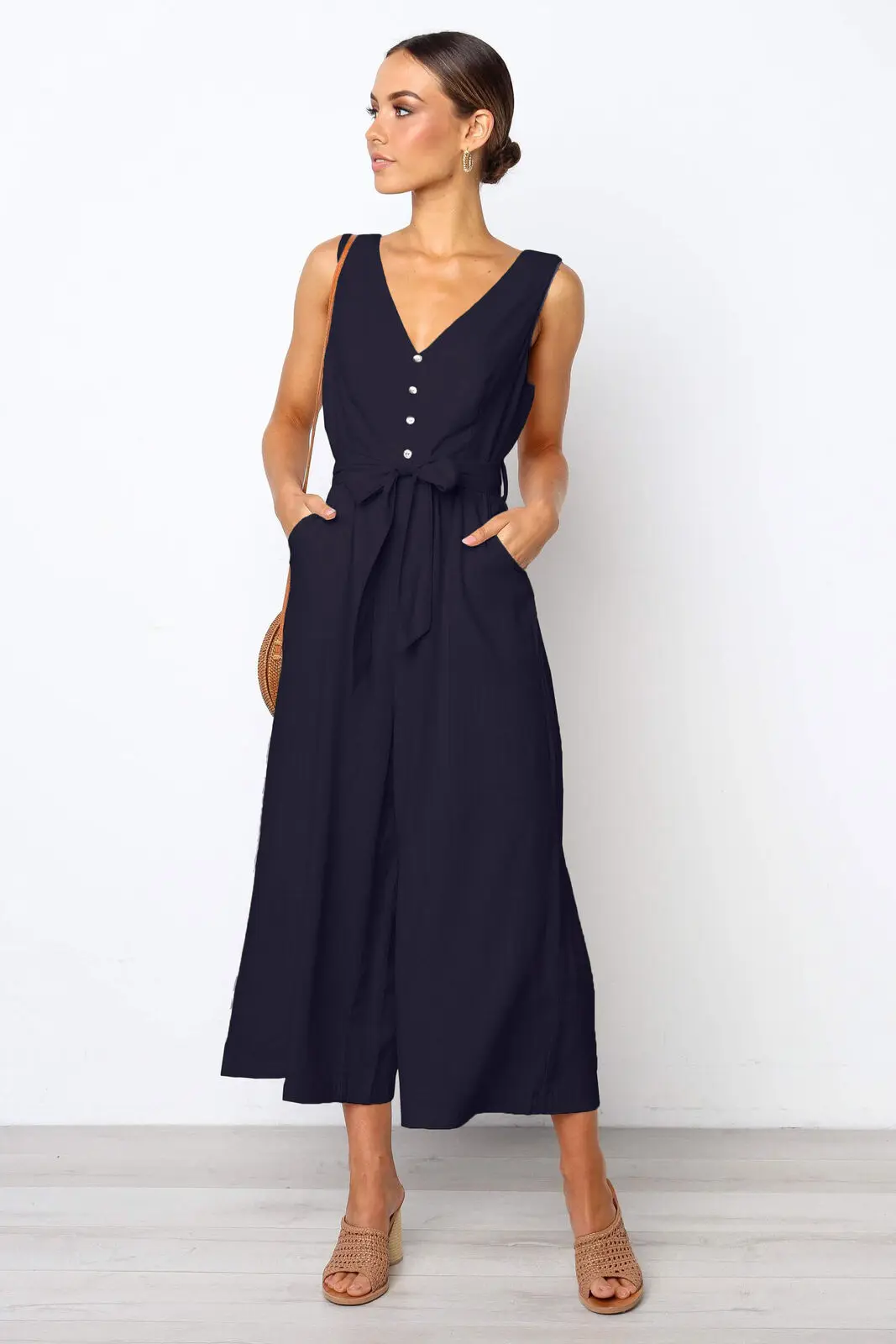 

Women Sleeveless Solid Jumpsuit Ladies Summer Romper Loose Wide Leg Jumpsuits Causal Sexy V neck Bodysuit women Long Playsuit