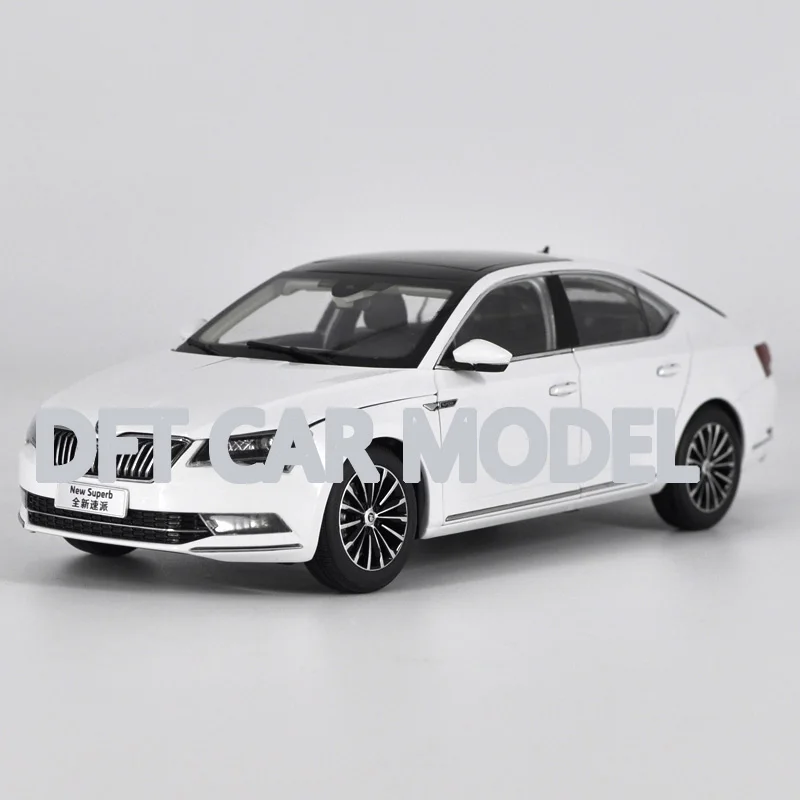Koop 118 Legering Speelgoed Voertuigen Superb Auto Model Van Kinderen Speelgoed Auto  S Originele Geautoriseerde Authentieke Kinderen Speelgoed