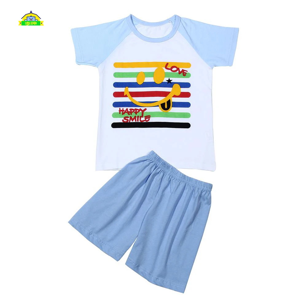 Летний костюм для маленьких мальчиков футболка с короткими рукавами + шорты комплекты детской одежды случайный цвет