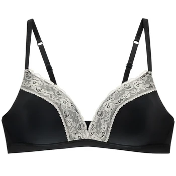 

Small bra with no steel rim, full bra, thin bra, and summer.