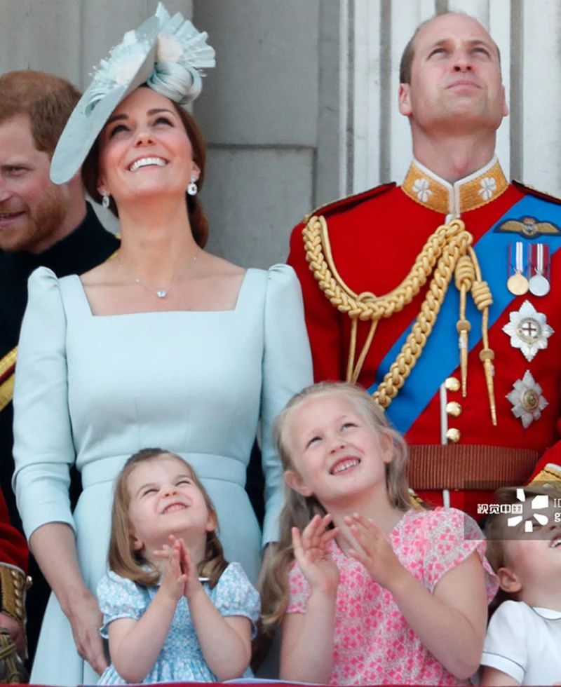 Платье принцессы Kate Middleton однотонное плиссированное платье с квадратным вырезом