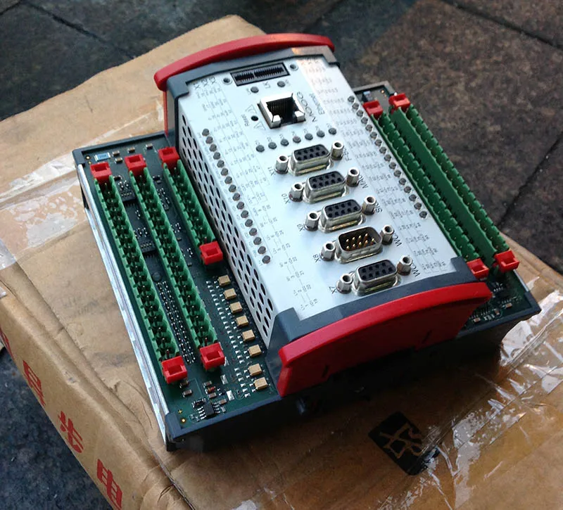 

MOOG D136-001-008