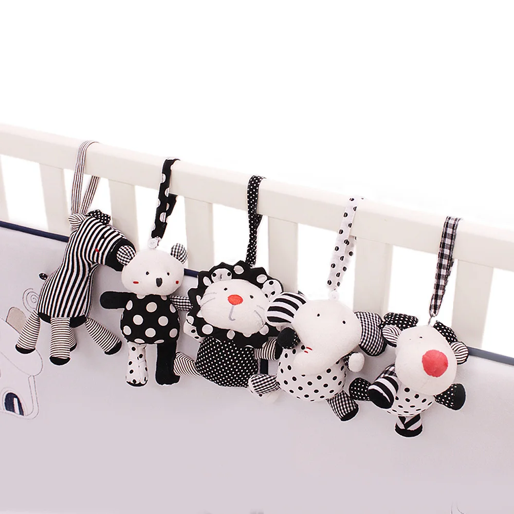

SHILOH Baby Crib Stroller Carseat Decoration built-in rattles BB squeakers 5PCS Sea Animals, White and Black sea & zooanimals