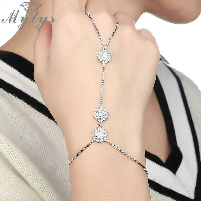 

Mytys Lebanon Fashion Design Hand Palm Bracelet Connect With Finger Handlets Luxury Zircon Cuff Jewelry Slave Bracelet R2096