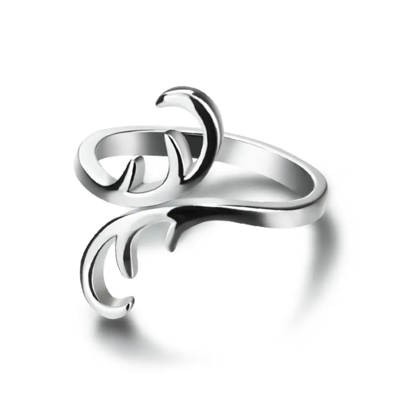 Fashion beautiful flower ring.Sterling silver ring size can be adjusted