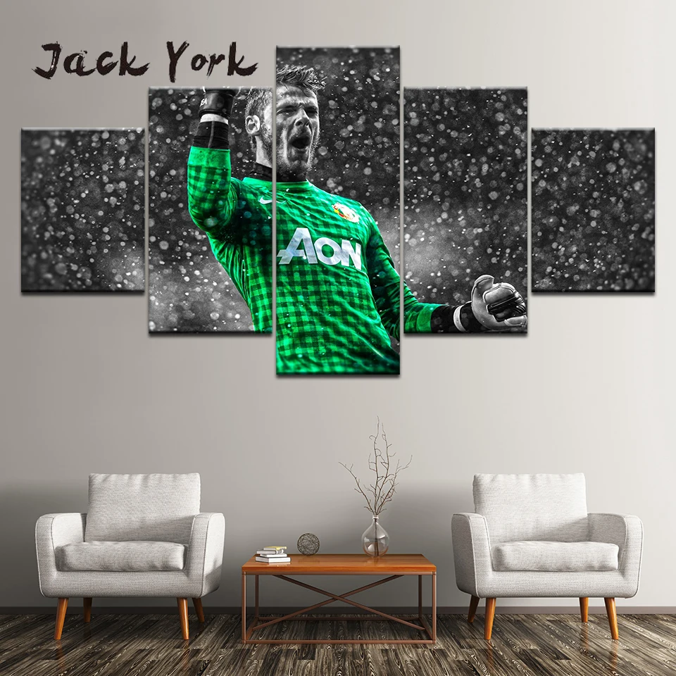 

Canvas Painting Black and white background football player 5 Pieces Wall Art Painting Modular Wallpapers Poster Print Home Decor