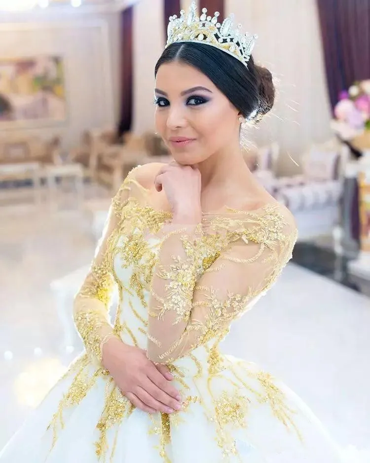 luxury-shiny-gold-long-sleeve-princess-wedding-dresses-2018-modest-bateau-indian-kaftan-caftan-dubai-church-garden-castle-wedding-gown_