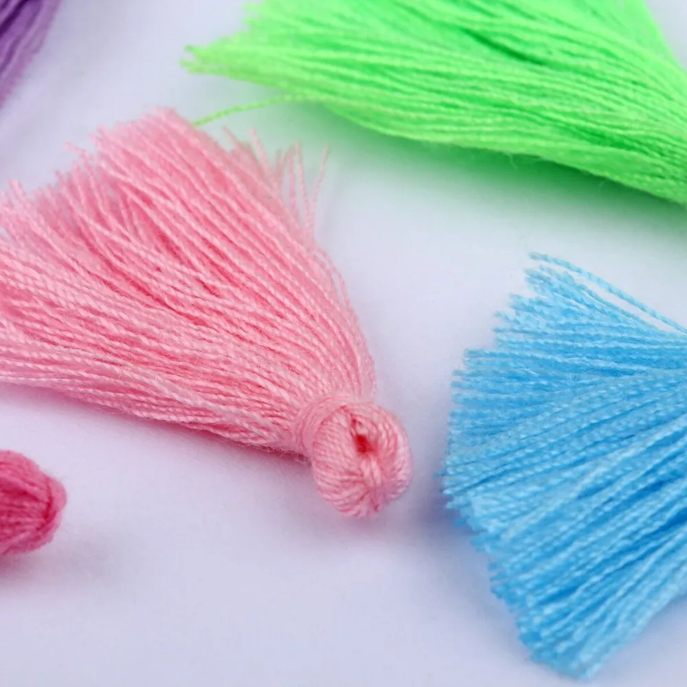 mini-cotton-thread-fabric-tassel-4