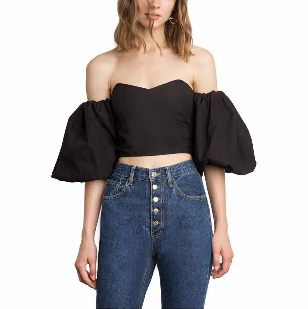 hot women in crop tops hot women in crop tops