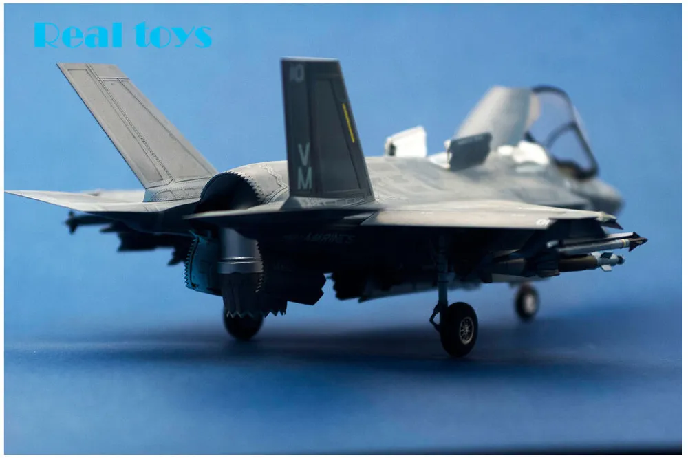 Набор пластиковых моделей Kitty hawk KH80102 1/48 F-35B Lightning II