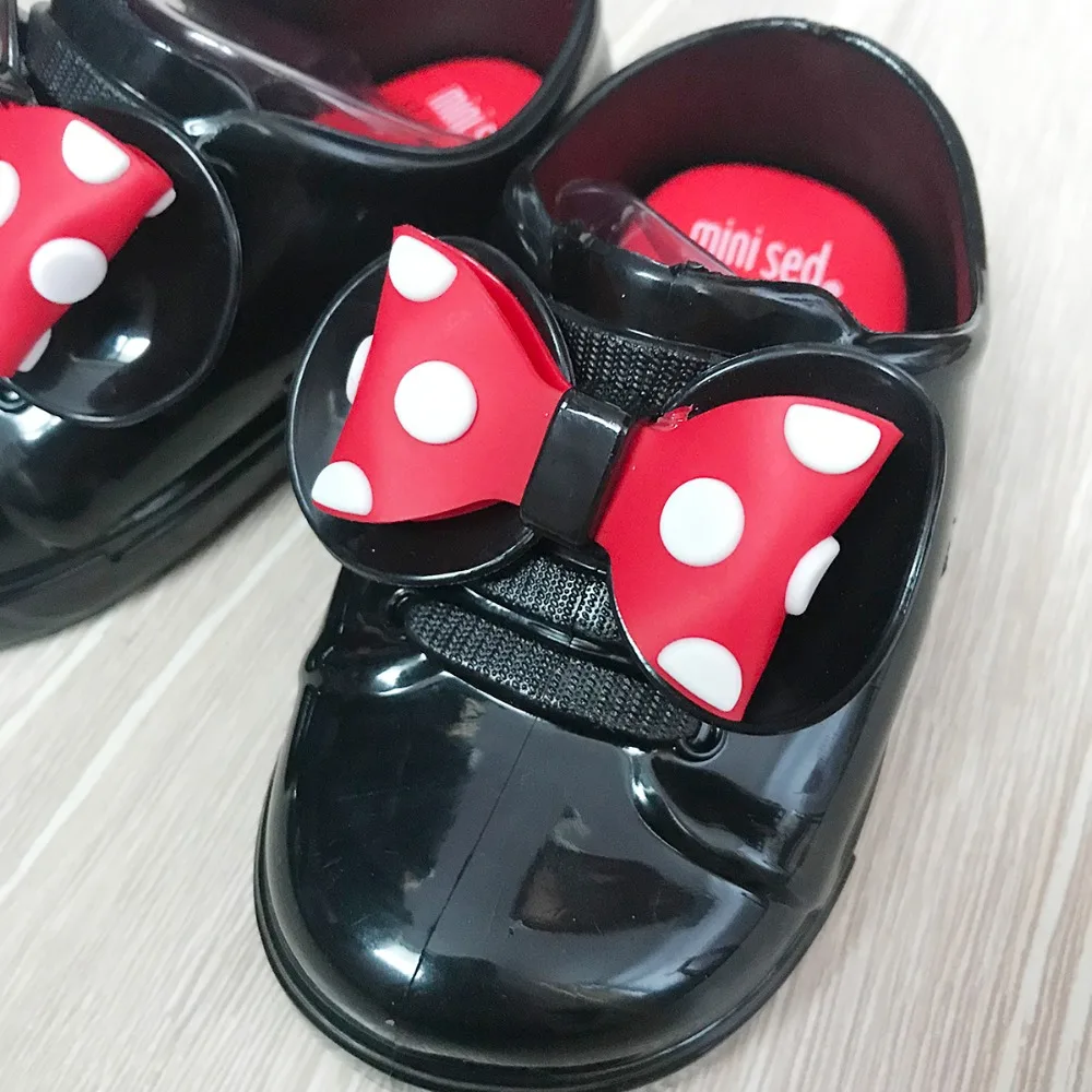 Всесезонная прозрачная обувь для девочек; детская водонепроницаемая обувь; детская непромокаемая обувь; детская обувь; мягкая обувь с рисунком Минни и Микки Мауса и бантом для детей от 1 до 5 лет