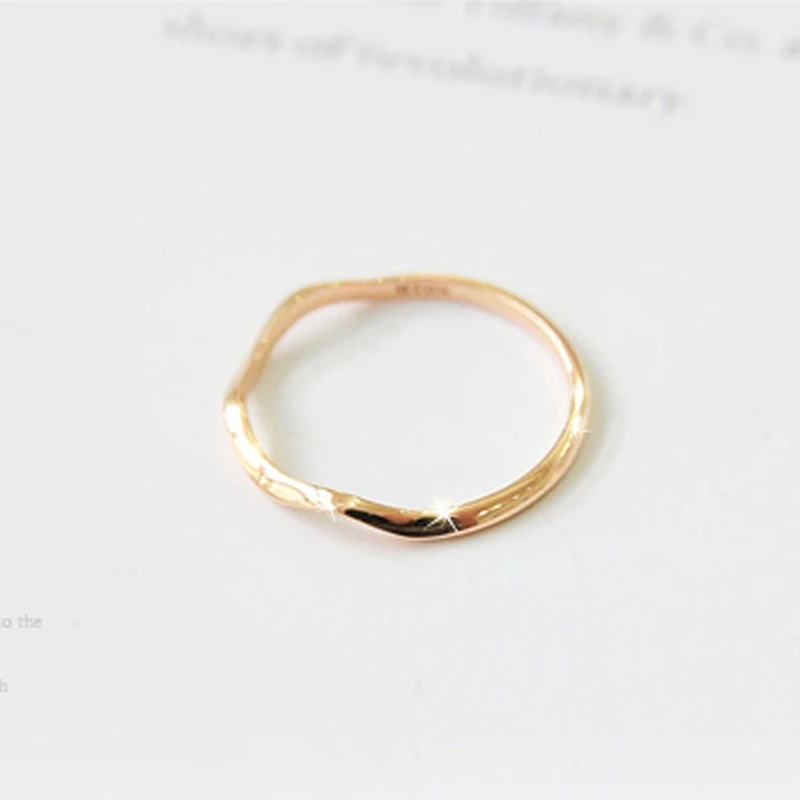 

New Simple Style Wave Shape Thin Ring Silver Golden Metallic Rings for Women Fashion Jewelry