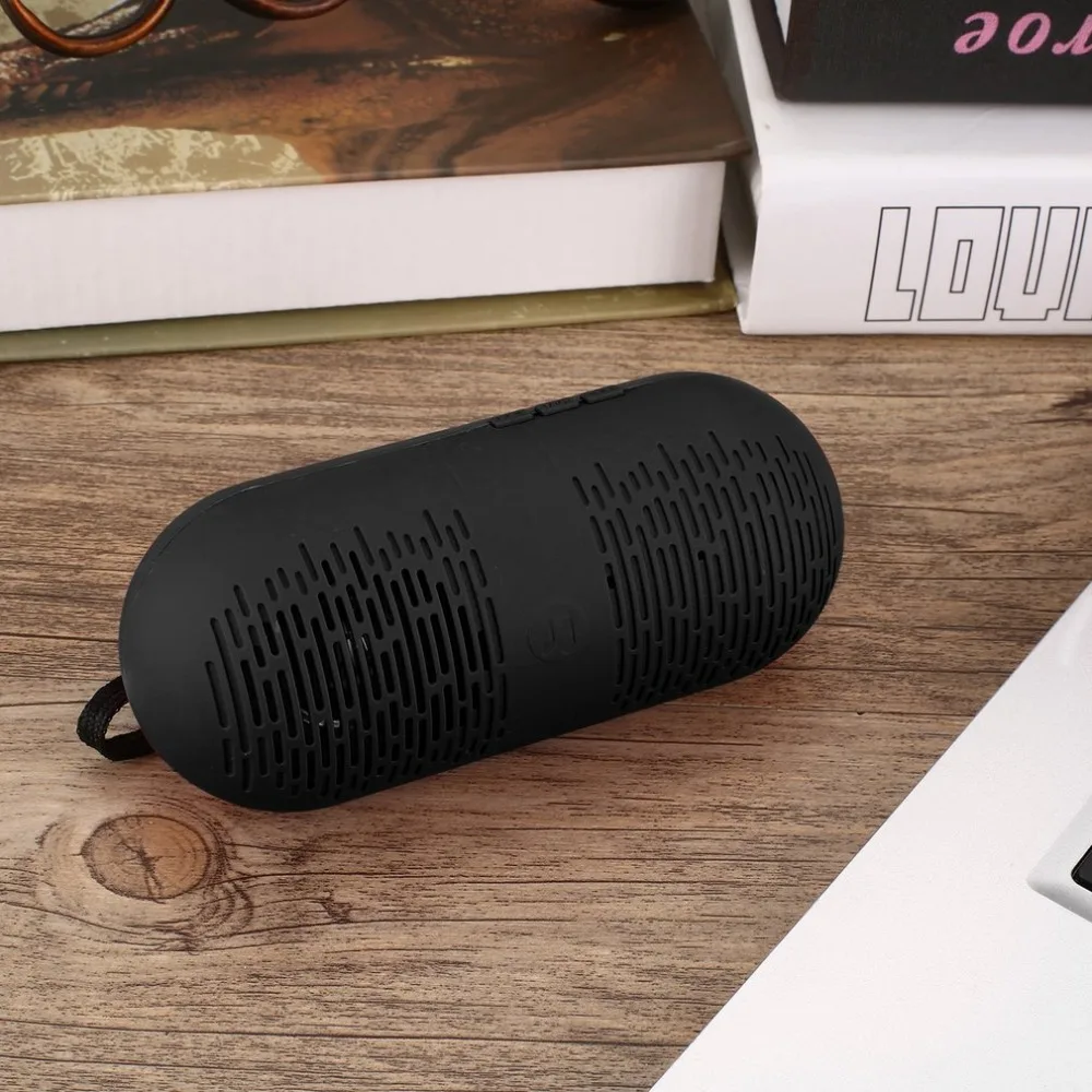 

Portable Mini Pill Bluetooth Speaker Wireless With Mic FM Radio HIFI Stereo Super Bass Hands Free Outdoor Loud speaker Outdoor