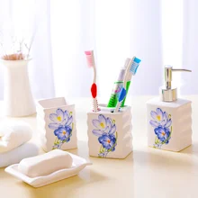 Европейский керамический набор из четырех предметов для ванной, креативный держатель для зубной щетки, кружка для мытья, Набор принадлежностей для ванной комнаты LO87431