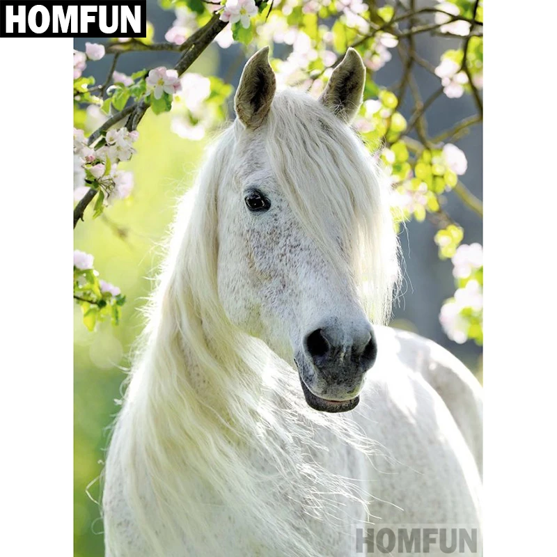 A04014 White horse