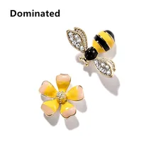 Женские серьги-гвоздики в стиле поп-пчелы