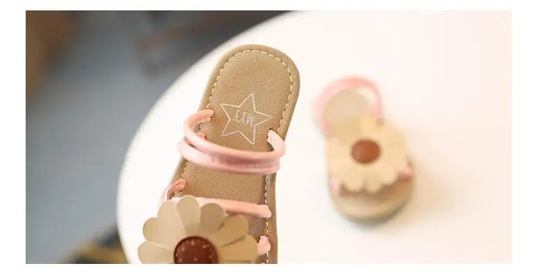girls sandals (24)
