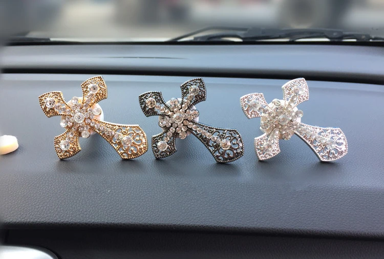 

Crystal CrossOrnaments Car Vents Perfume Clip Air Freshener Automobile Interior Fragrance Decoration car accessories