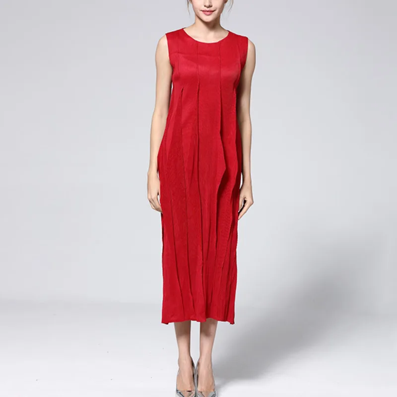 

LANMREM 2019 Summer New Fashion Casual Women Loose Plus Round Neck Sleeveless Solid Color Pleated Chiffon Dress TC244