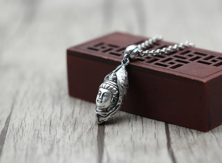 silver-buddha-pendant001D