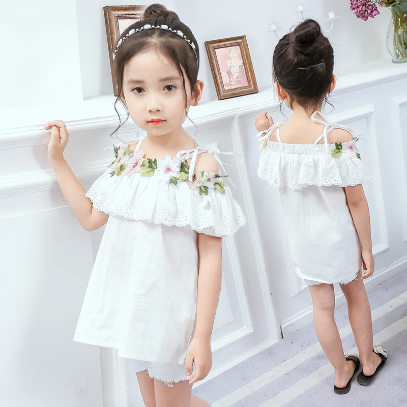 

2017 Summer New Girls T-shirts Embroidered Straps Fashion Korean Children's Flowers Pure Cotton Short Sleeve tops