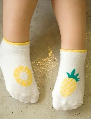 Горячо! Детские носки-башмачки с мультипликационным принтом хлопковые нескользящие носки-тапочки удобные носки для новорожденных аксессуары для малышей - Цвет: AKW03