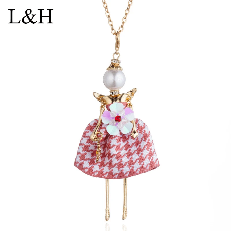

Pink Green Plaid Floral Dancing Doll Necklaces&Pendants Pearl Head Cute Girl Handmade Jewelry For Women Long Chain Sweater Kolye