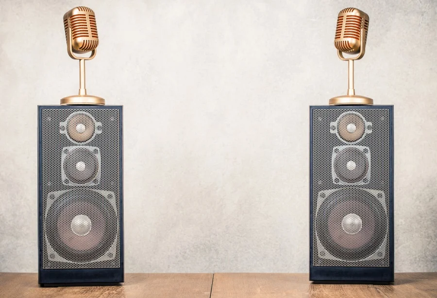 

Laeacco Vinyl Background For Photography Music Speaker Player Microphone Cement Wall Wooden Floor Baby Photo Backdrop Photoshoot