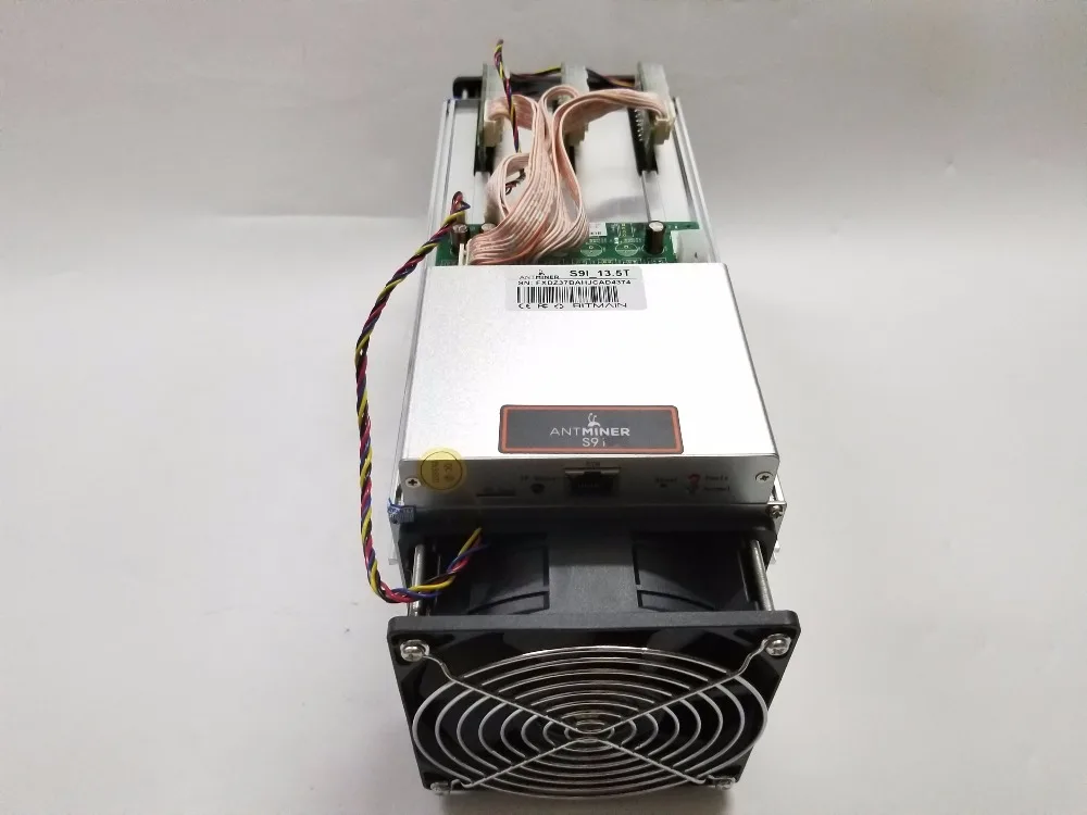 Asic Btc МПБ Шахтер AntMiner S9i 13,5 т Bitcoin Miner(без БП) от Bitmain лучше, чем WhatsMiner M3