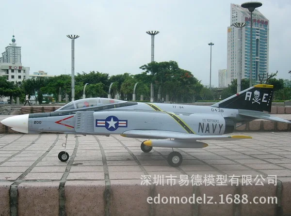 F4