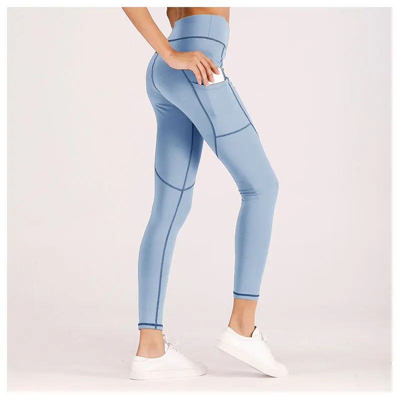 womman-sport-three-pants_11