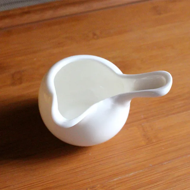 Special Price Ceramic pure white single handle mouth milk tank milk milk spoon fair glass sugar small milk cup coffee companion lo926210