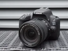 Canon EOS 200D / Rebel SL2 DSLR Camera & 18-55mm IS STM Lens – Black