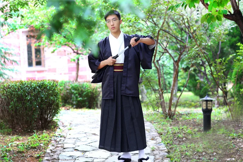 

Japanese Men's Autumn and Winter New Line of Lamp Dress Samurai Kimono Suit