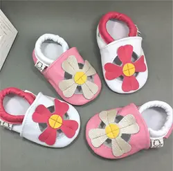 Лидер продаж детские мокасины малыша обувь летние из натуральной кожи для маленьких девочек ботинки сада Цветы Мода мягкой подошве Обувь