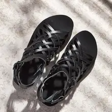 Летние мужские сандалии; мокасины из натуральной кожи на плоской подошве; повседневная мужская обувь с открытым носком и перекрестной шнуровкой на лодыжке; лоферы