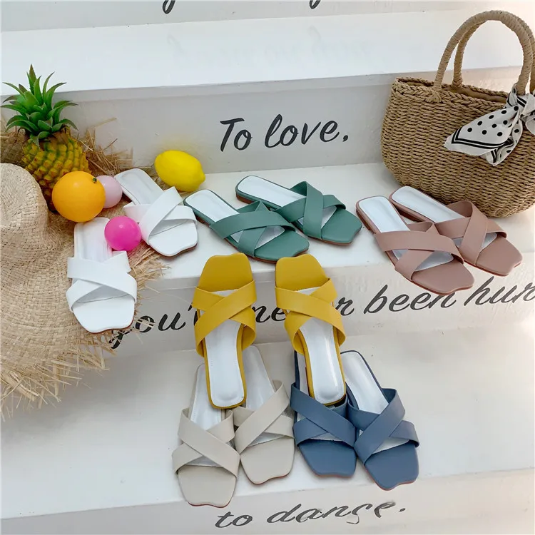 

Carole Levy 2019 The New Concise Candy Color Open Toe Sexy Fashion Woman Shoes Summer Beach Outside Slipper Girl Dating Slides