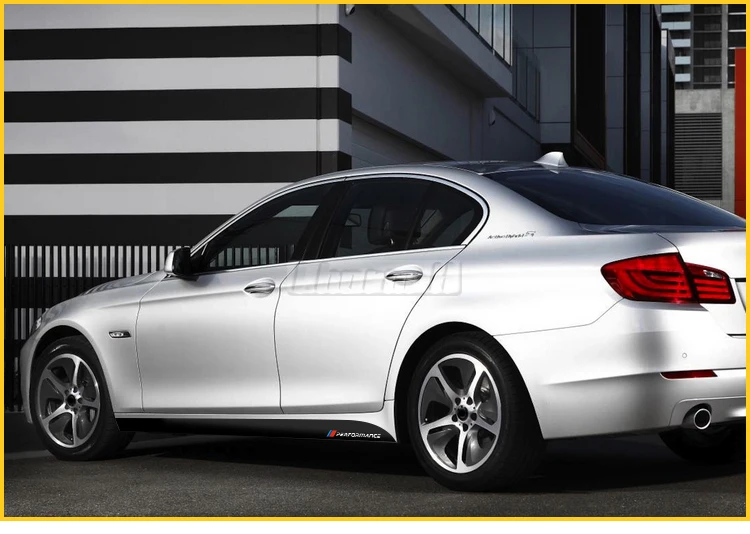Стайлинга автомобилей M производительность двери сбоку юбка в полоску наклейка для порога Виниловая наклейка для BMW 5 серии F10 F11 7 серии F01 F02