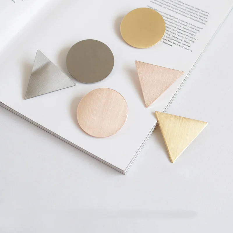 9208836778_2116683091