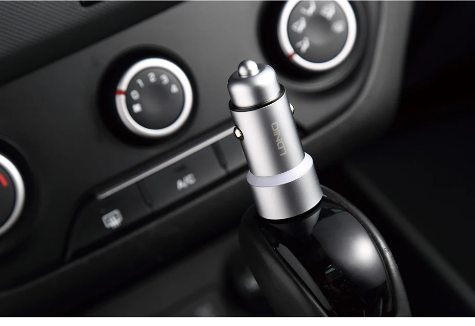 C302 car charger (4)
