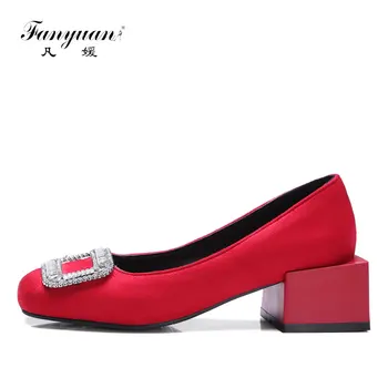 

Spring 2018 Women Shoes Low Heel Pump Crystal Block Heels Pump Female Shoes Metal Buckle Slip-on Causal Pumps Plus Size 32-48