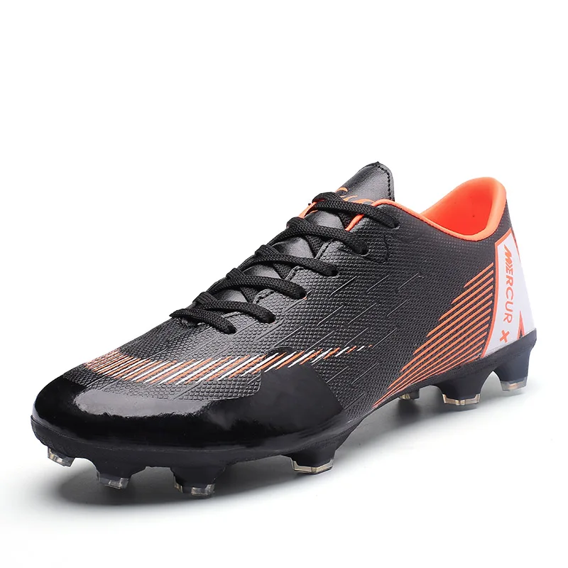 HUMTTO Outdoor Soccer Shoes Men Football Shoes Cleats Football Sneakers Man Soccer Shoe Professional Futsal shoes Male Boy