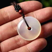30mm Natural Branco Colar de Pingente de Calcedônia Rodada Fivela Paz Pingente de Acessórios DIY Pingentes Mulheres Jóias Pedra