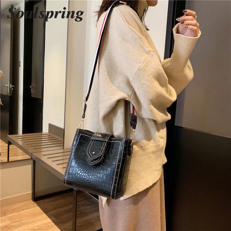 

Shoulder Bag Female Vintage High Quality Leather Crossbody Bags For Women 2019 Bucket Bag Alligator Message Bags Lady Daily Sac