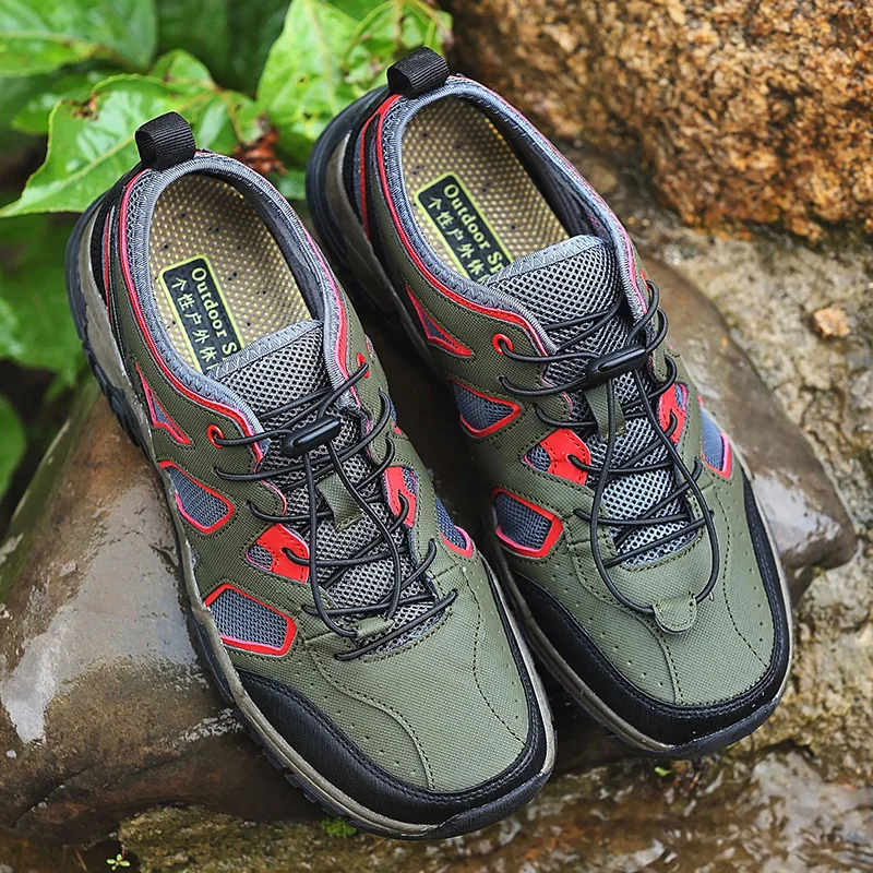 Summer Men Flats Sneakers Fretwork Mesh Breathable Casual Shoes Men Light Weight Sneakers For Men Khaki Gray Fashion Mens Shoes