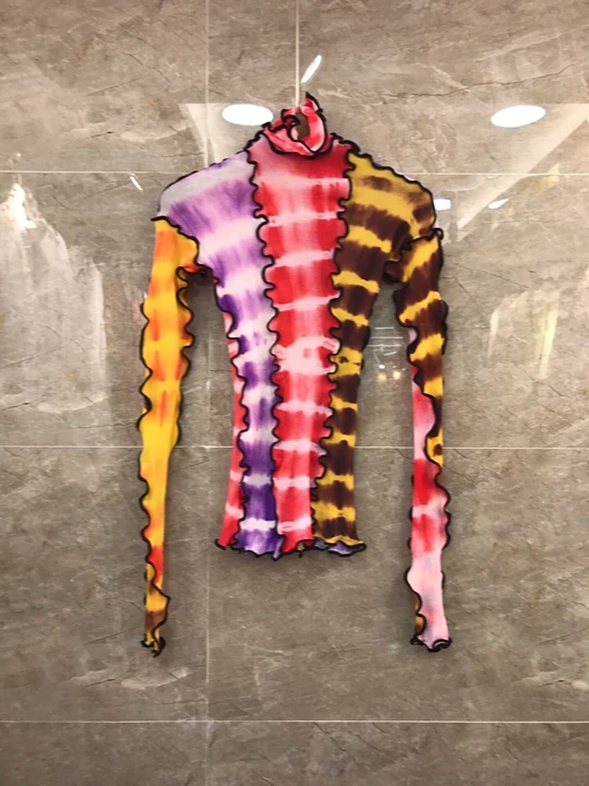 

2019 Early Autumn New Woman Irregular Ear Stitching Halo-dyed Long Sleeve Knitted Shirt 701