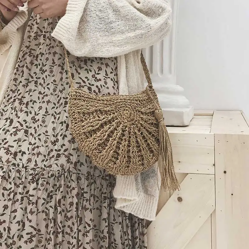 

Crossbody Bags For Women 2019 Summer Fashion Ladies Mini Shoulder Bag Bali Beach Round Straw Rattan Bag Half Moon Messenger Bags